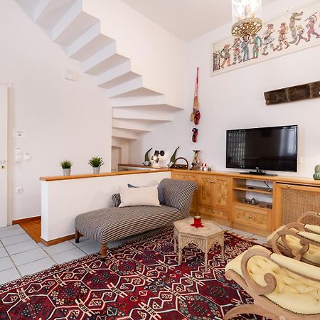 Athenian Getaway Villa In Plaka With Acropolis View By Athenian Homes Ngoại thất bức ảnh